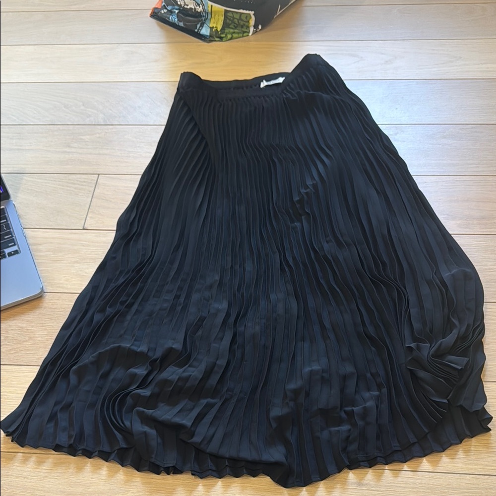 Black A-line Maxi Skirt for Cocktail Night Out